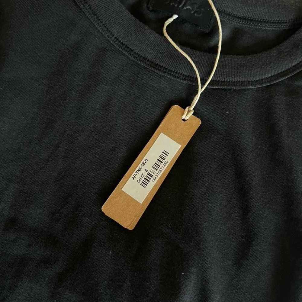 Skims muscle tee